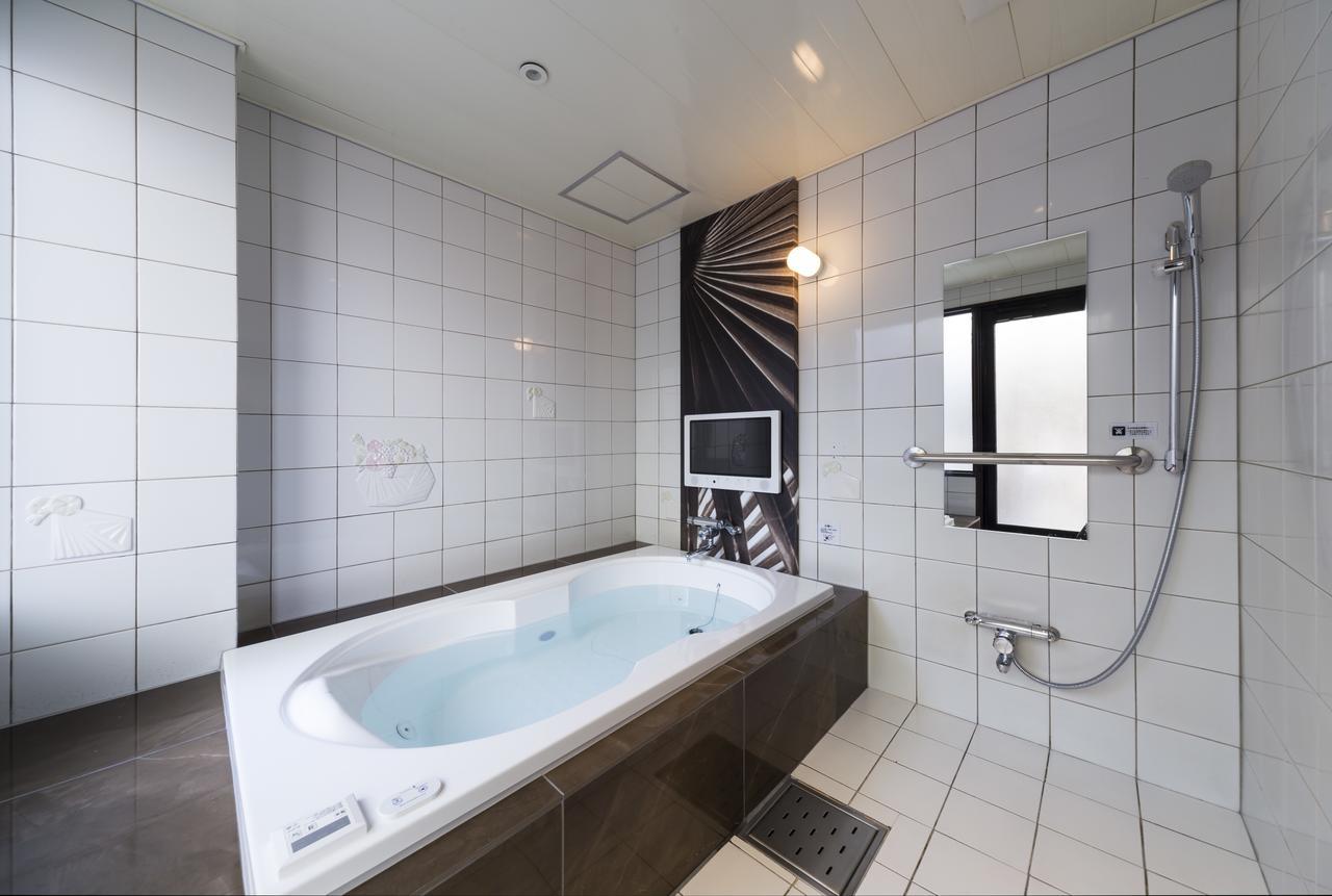Hotel Plant Garden Resort (Adults Only) 토요카와 외부 사진